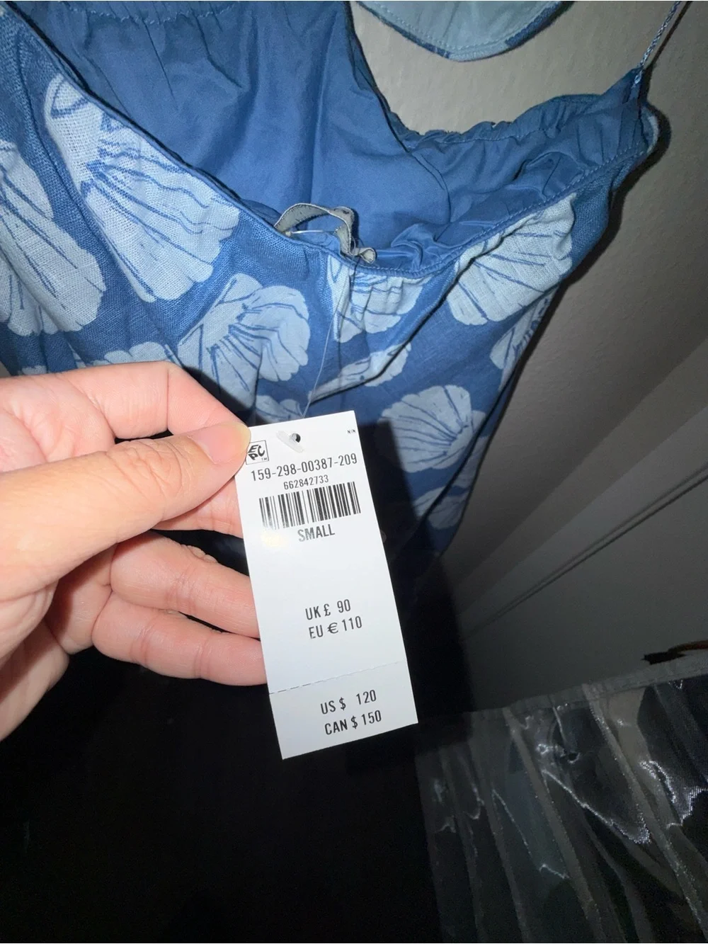 Abercrombie & Fitch new tags